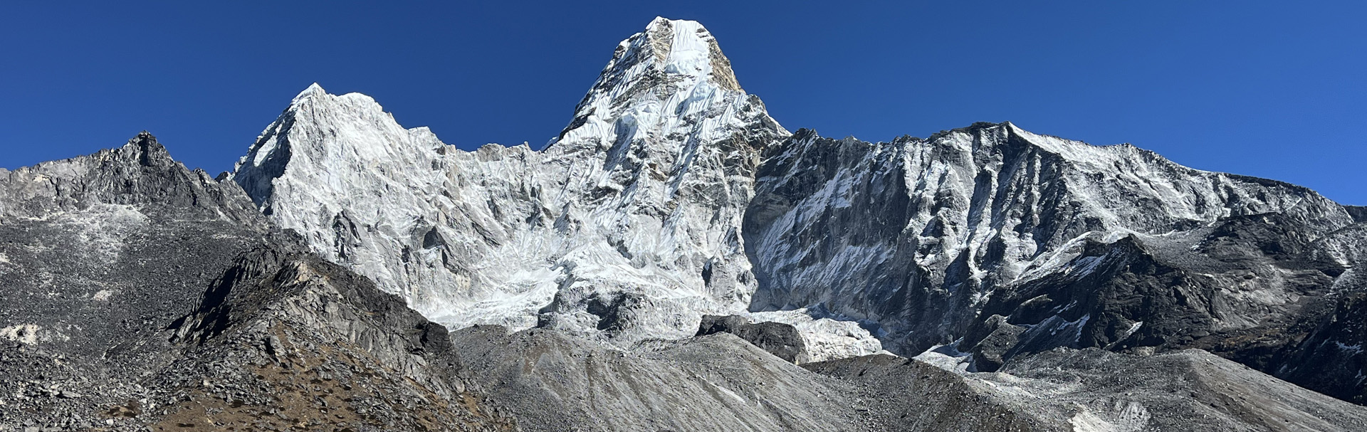 ama-dablam