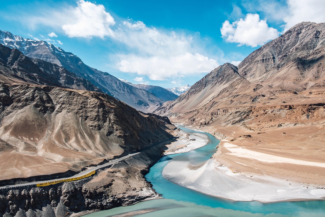 Confluence of Zanskar and Sindhu river in Ladakh